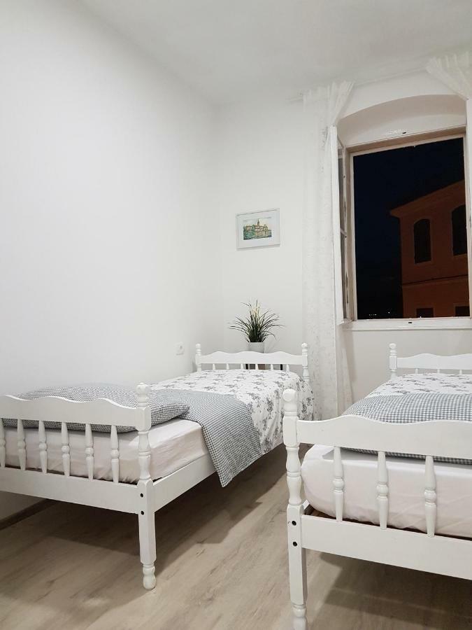 City Center Premium Apartment Пореч Екстер'єр фото